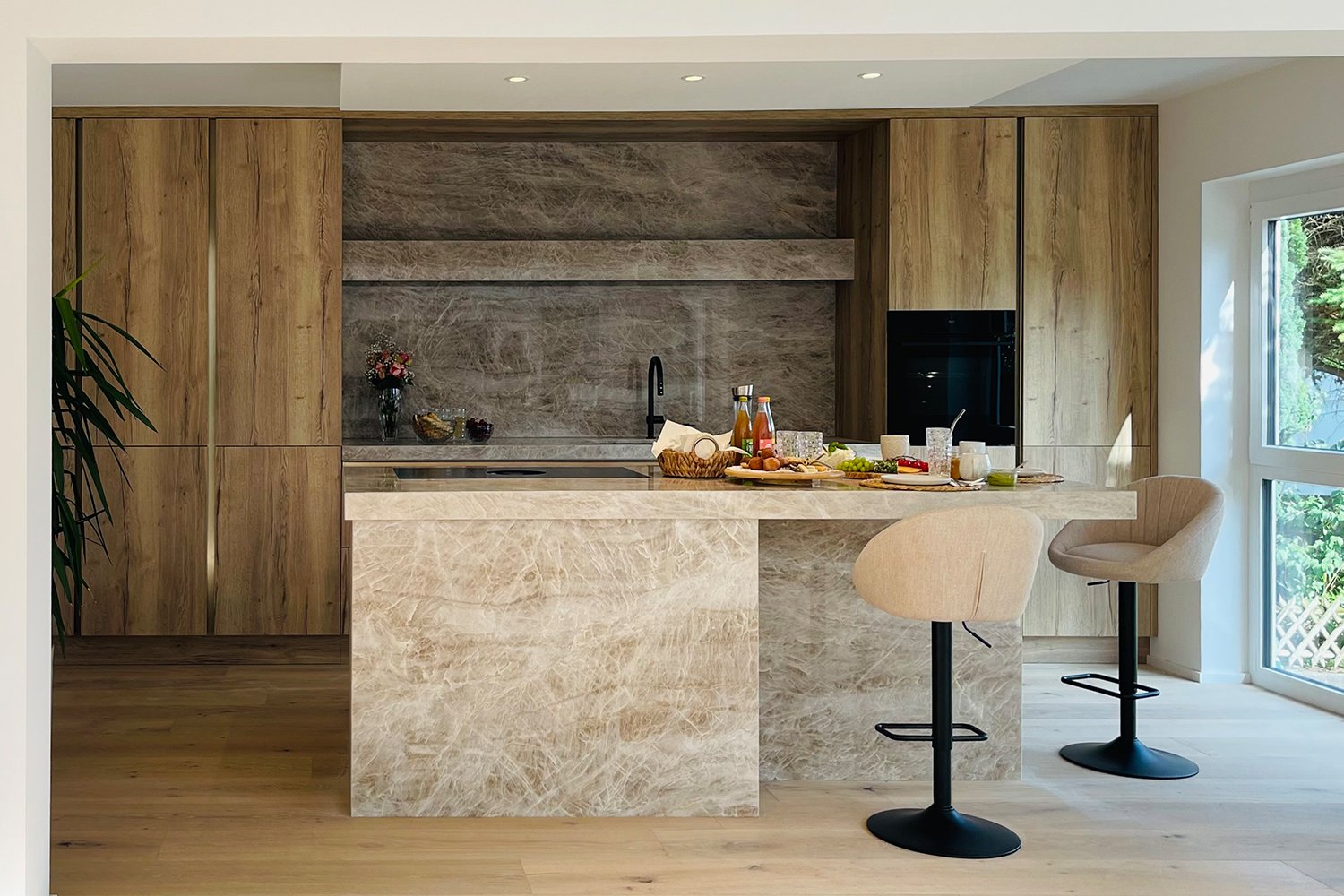 Luxe werkbladen en achterwanden