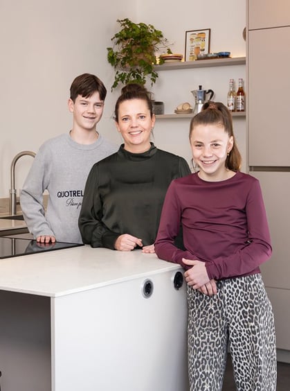 Huysinc_Kijkje in de keuken bij Marieke en Pieter (overzicht)