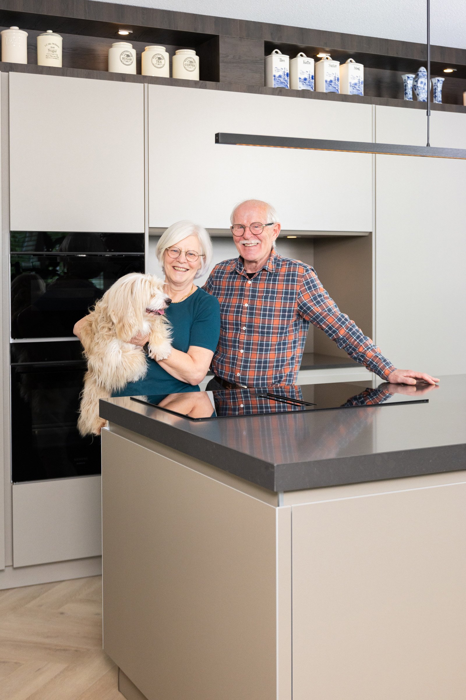 Huysinc_Kijkje in de keuken bij Lilian en Ton_keuken_Raamdonksveer (13)