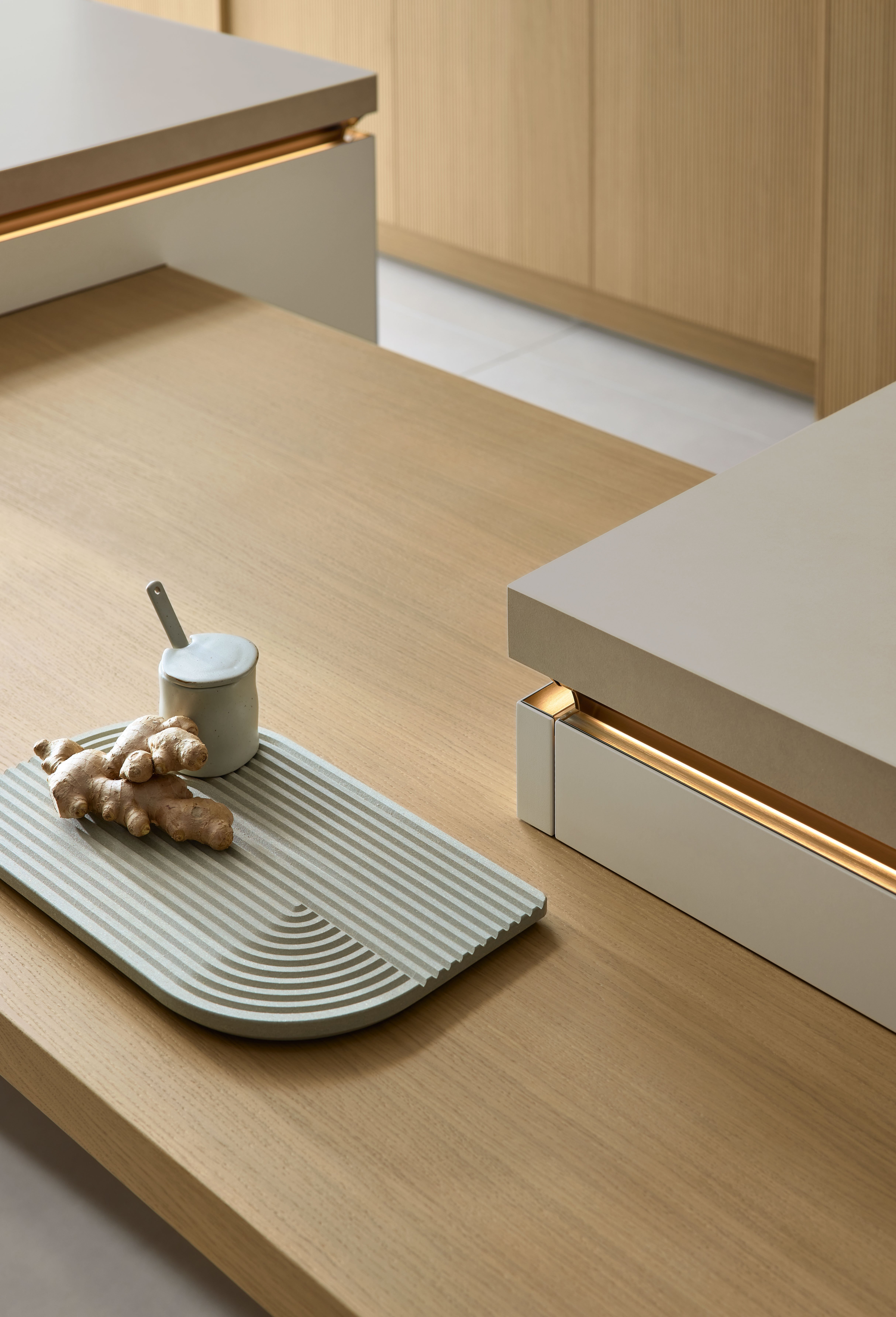 Details witte houten keuken i-luminate