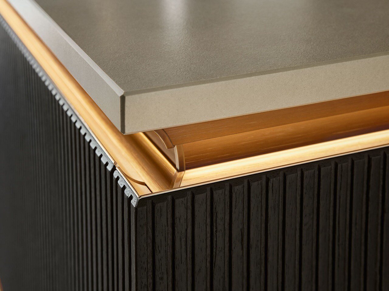 i-luminate details